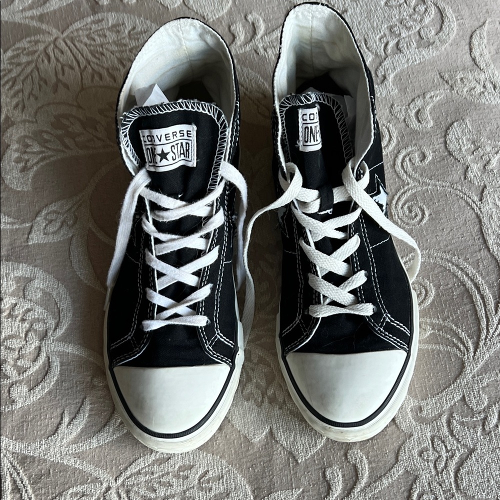 Converse Black and White high  Top Sneakers
